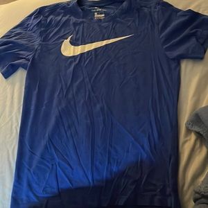 Nike Blue t-shirt size Small